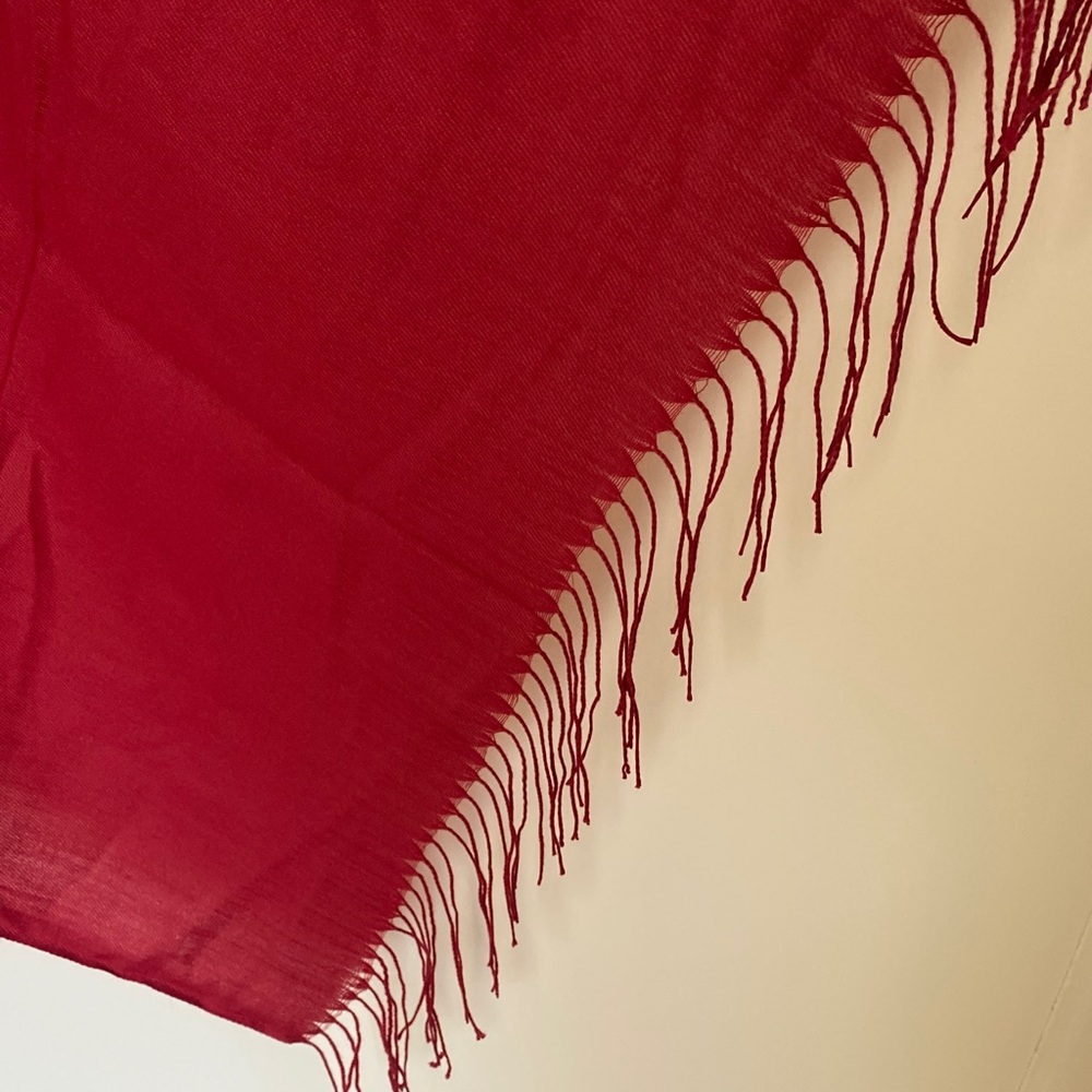 Red wrap - Picture 2 of 2